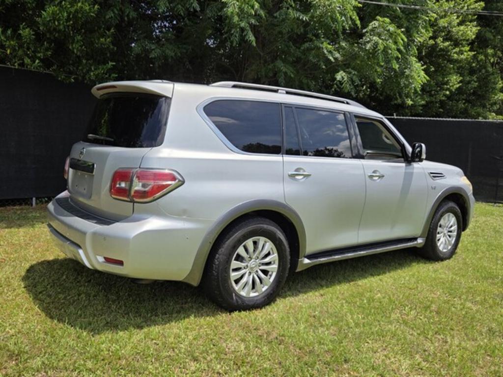 2017 Nissan Armada SV - Photo 11