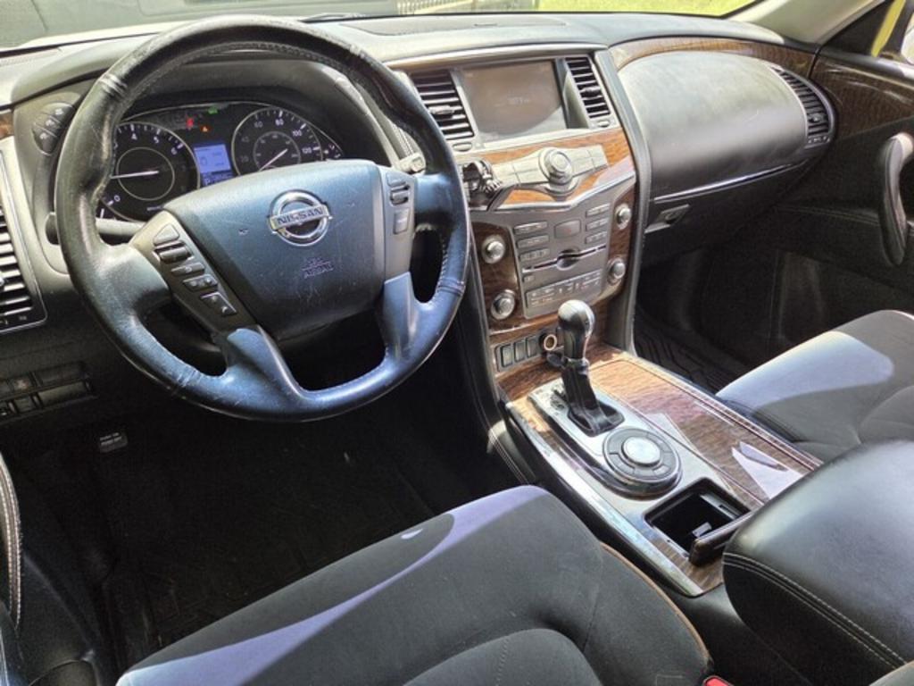 2017 Nissan Armada SV - Photo 8