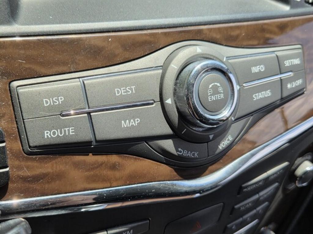 2017 Nissan Armada SV - Photo 18