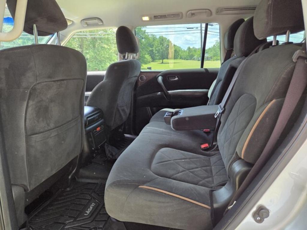 2017 Nissan Armada SV - Photo 6