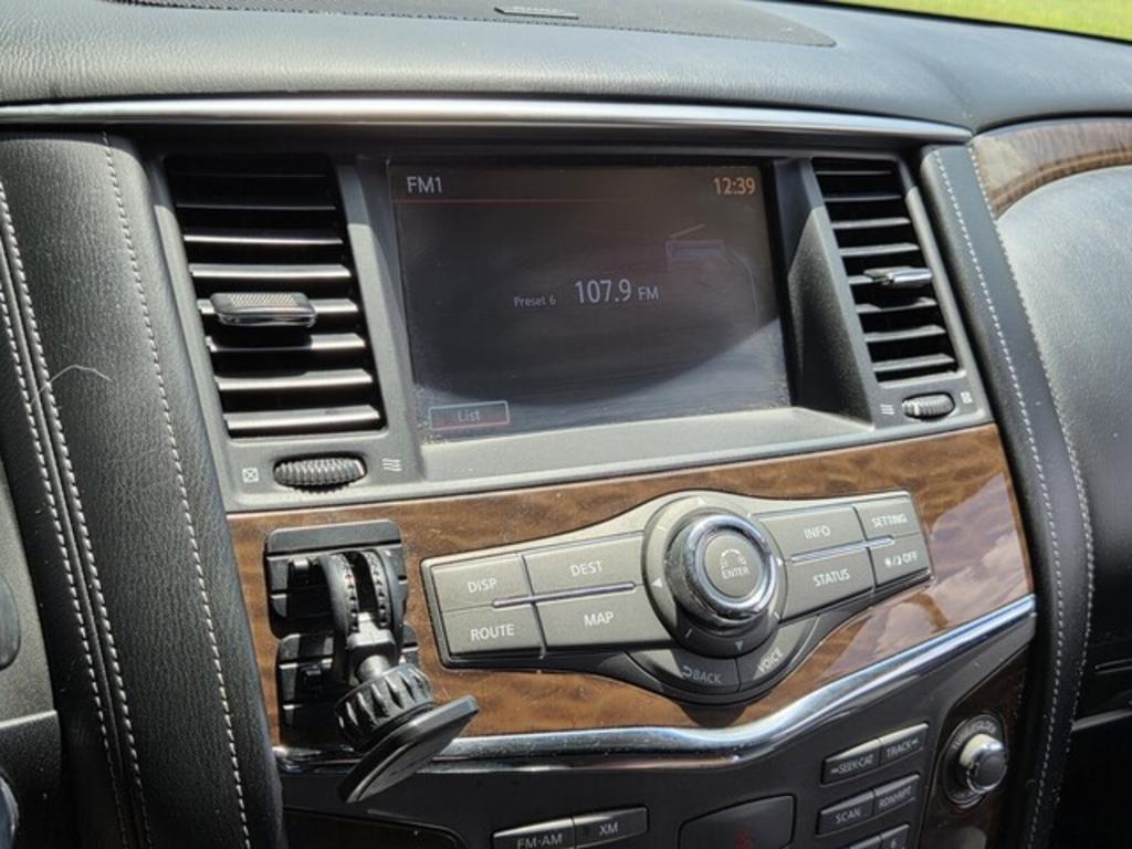 2017 Nissan Armada SV - Photo 17