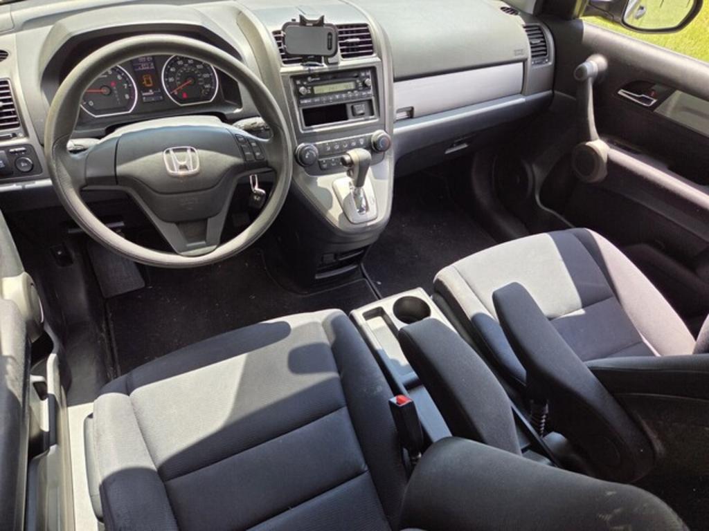 2010 Honda CR-V LX - Photo 8