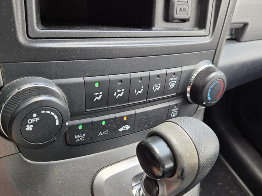 2010 Honda CR-V LX - Photo 18