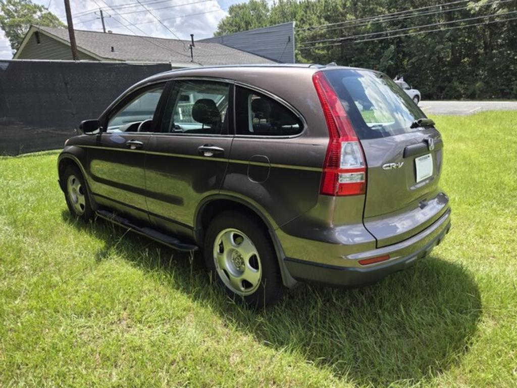 2010 Honda CR-V LX - Photo 9