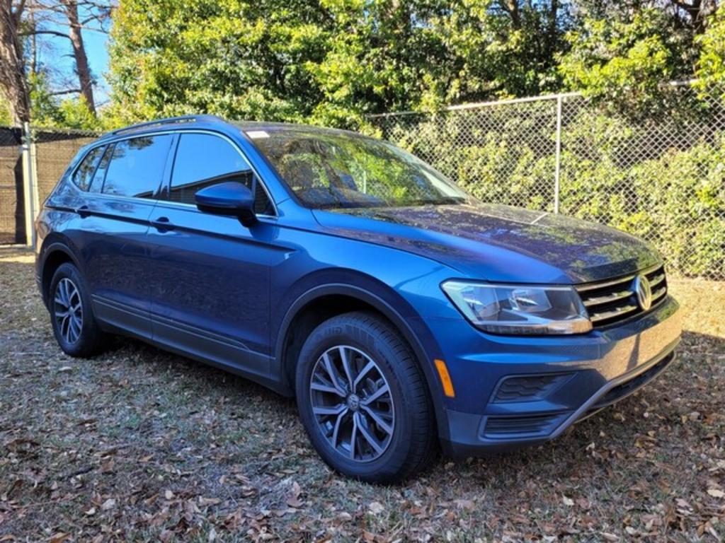 2019 Volkswagen Tiguan SE's photo