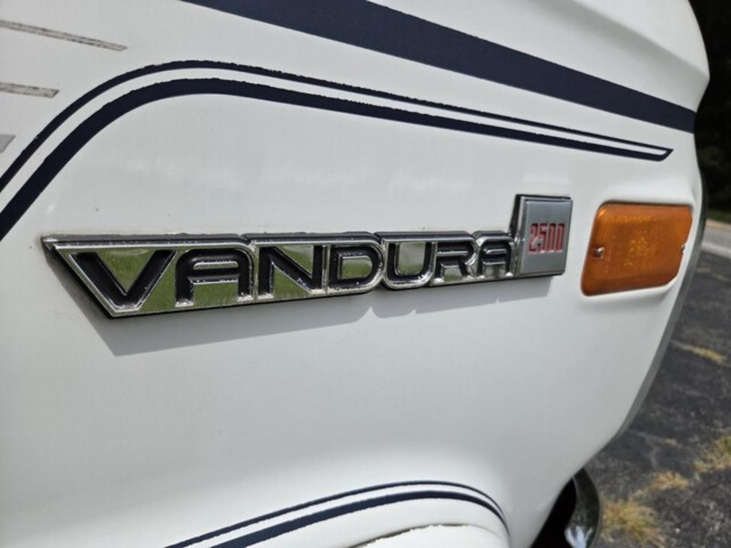 1994 GMC Rally Wagon / Van - Photo 19