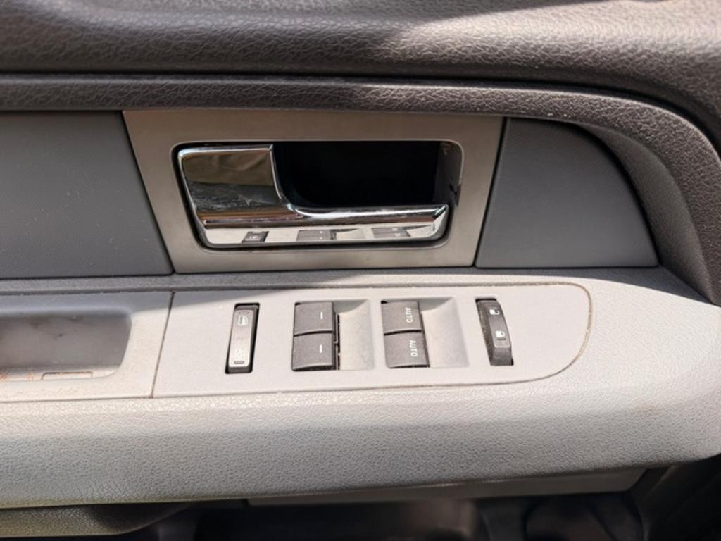 2011 Ford F-150 XLT - Photo 26